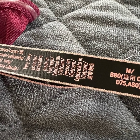 Victoria Secret bralette bra Women Medium Lace Burgundy Halter Sheer Keyhole b14 - Picture 6 of 8